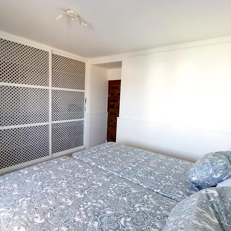 بيت للعطل Sun & 1