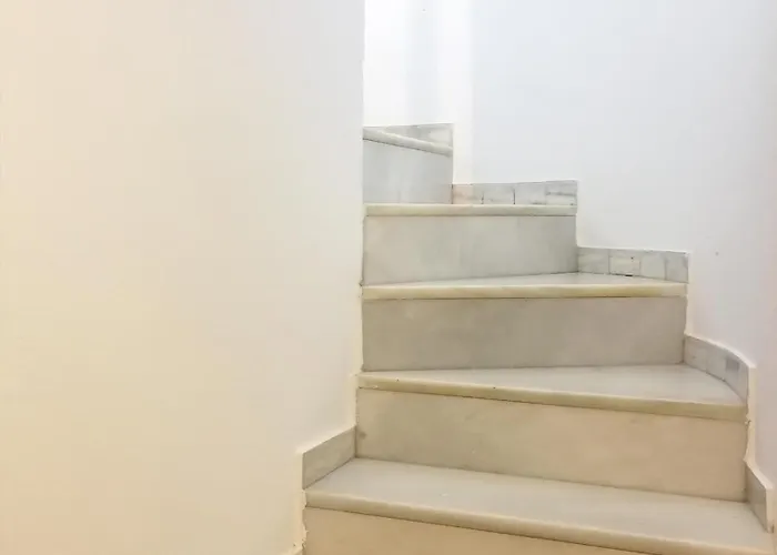 بيت للعطل Sun & 1 *