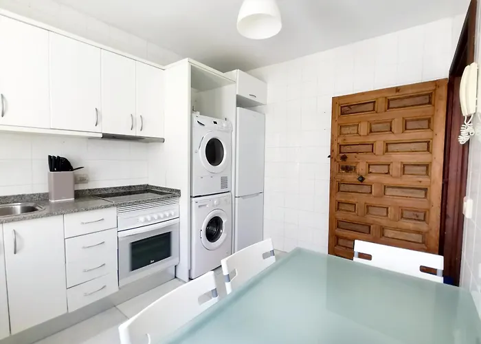 بيت للعطل Sun & 1